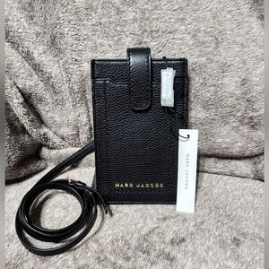 NWT MARC JACOBS GROOVE PHONE CROSSBODY BLACK